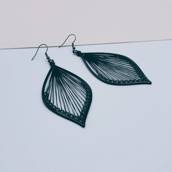 Black String Decorated Leaf Earrings - Picture 2 of 4